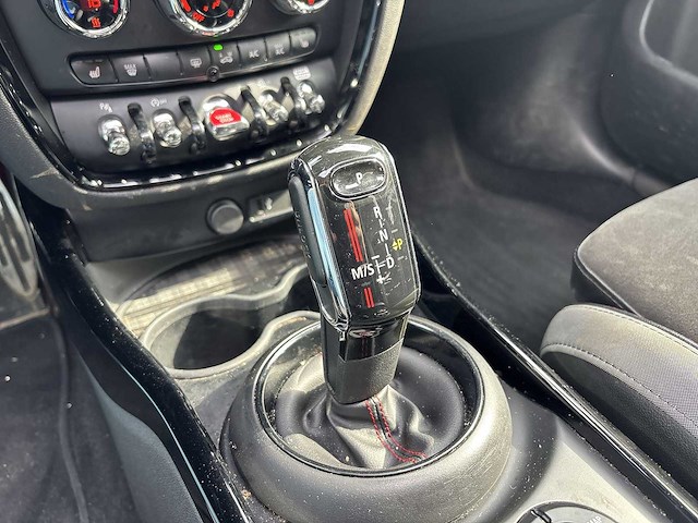 Mini mini clubman 2.0 jcw all4 | p-643-bv - afbeelding 3 van  27