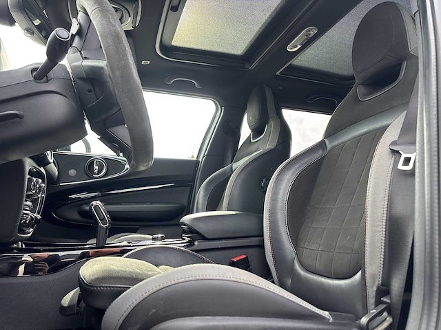 Mini mini clubman 2.0 jcw all4 | p-643-bv - afbeelding 21 van  27