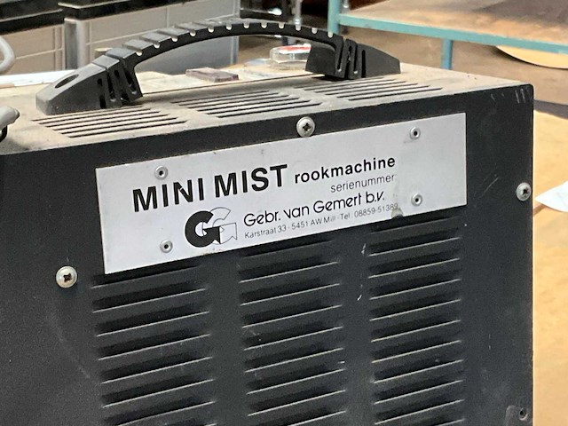 Mini mist rook machine - afbeelding 3 van  4