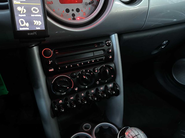 Mini one d 1.4 75pk 2005, tp-292-t - afbeelding 23 van  37