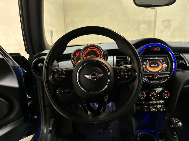 Mini one pepper business 1.2 3-deurs 102pk 2015 (origineel-nl) 70.374km, hr-335-v - afbeelding 18 van  46