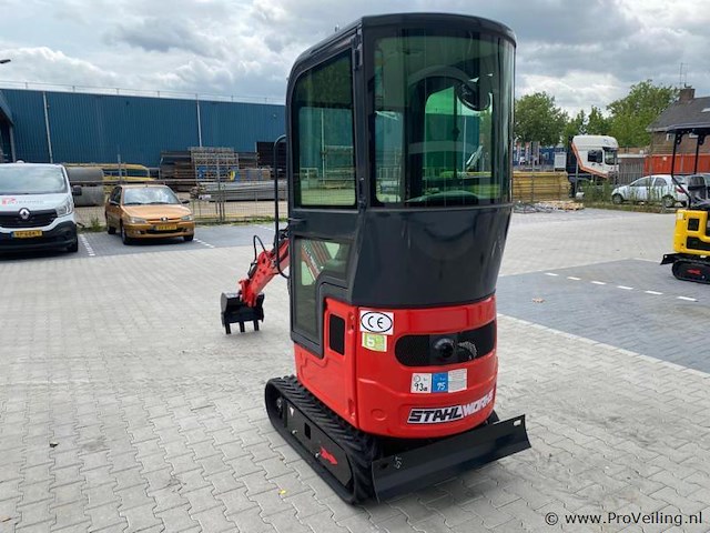 Mini rupsgraafmachine stahlworks hl320 rood - afbeelding 7 van  15