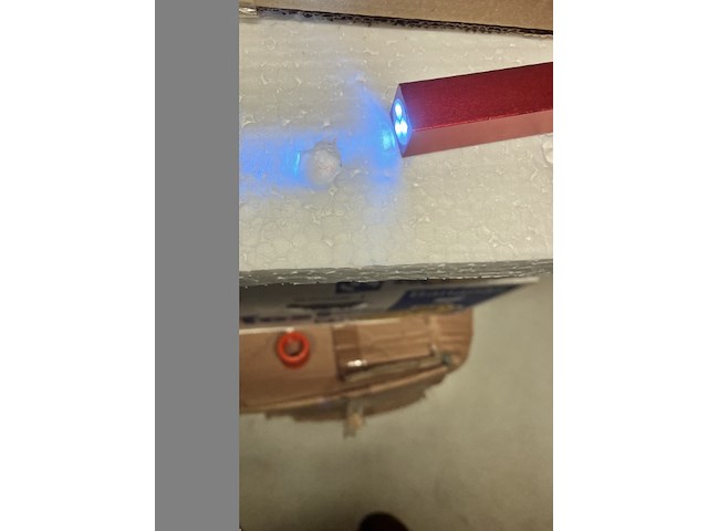 Mini zaklamp in net doosje, goede straler - afbeelding 7 van  9