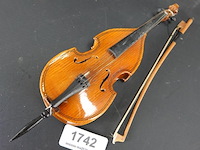 Miniatuur houten cello - afbeelding 1 van  5