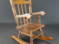 Miniatuur houten schommelstoel - afbeelding 1 van  5