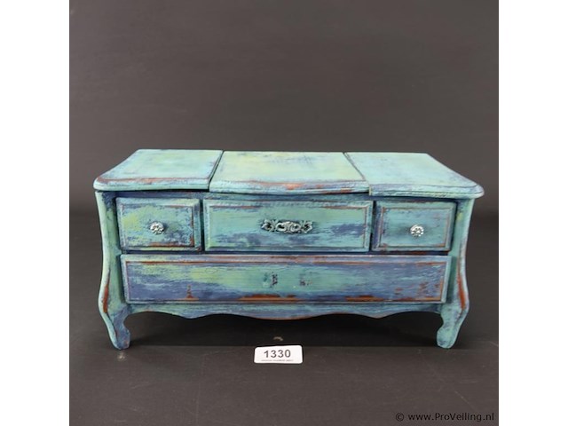 Miniatuur meubel speeldoos, maar werkt niet) - afbeelding 2 van  5