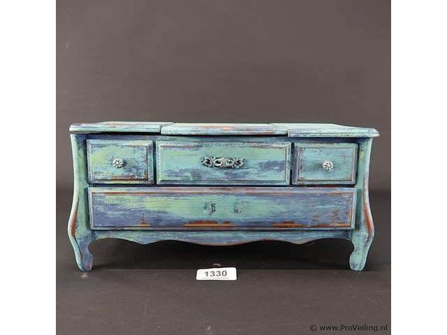 Miniatuur meubel speeldoos, maar werkt niet) - afbeelding 3 van  5