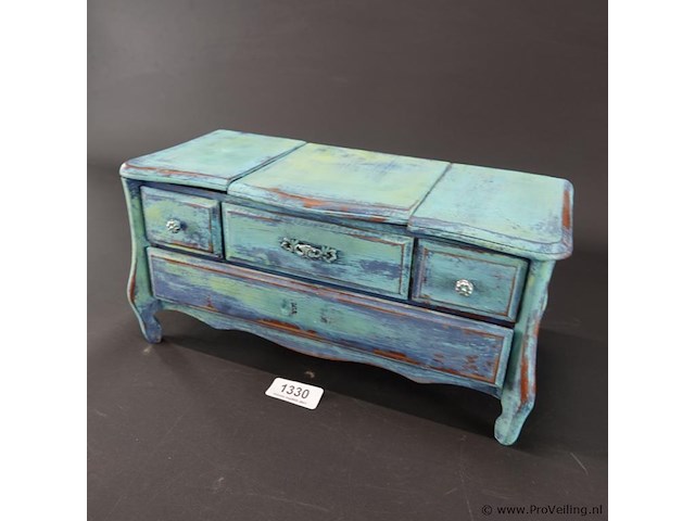 Miniatuur meubel speeldoos, maar werkt niet) - afbeelding 1 van  5