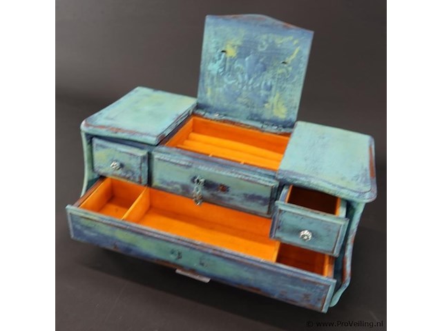 Miniatuur meubel speeldoos, maar werkt niet) - afbeelding 4 van  5