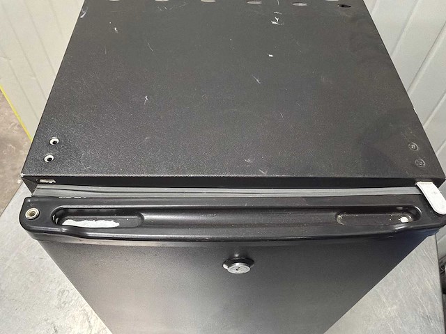 Minibar - koelkast - afbeelding 5 van  5