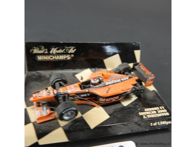 Minichamps 1:43 die-cast schaalmodel van de arrows f1 showcar 2000, gereden door jos verstappen. - afbeelding 2 van  5
