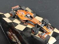 Minichamps schaalmodel (schaal 1:43) orange arrows asiatech a22 formule 1-auto uit 2001, bestuurd door jos verstappen. - afbeelding 4 van  5