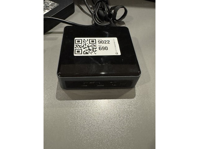 Minicomputer, intel nuc, nuc10fnk - afbeelding 1 van  2