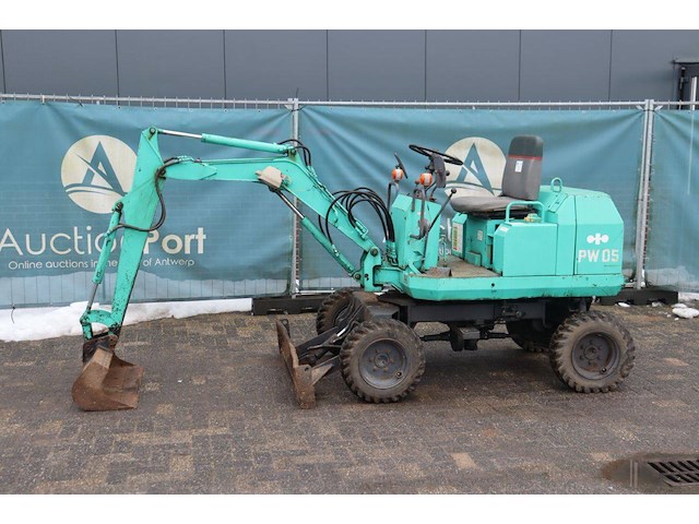 Minigraver komatsu pw05 diesel (marge) - afbeelding 1 van  1