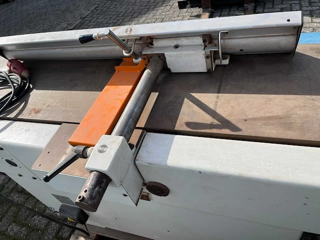 Minimax - formula f1 - planer. vlak en vandikte bank various wood surface treatment - afbeelding 4 van  5