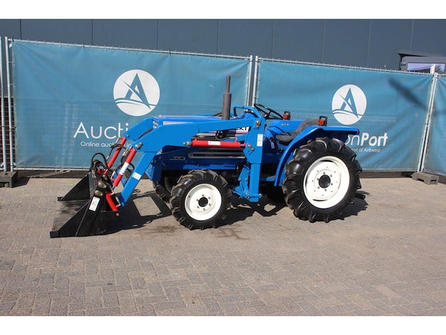Minitractor iseki tl2100f diesel 21pk met voorlader nieuw - afbeelding 1 van  1