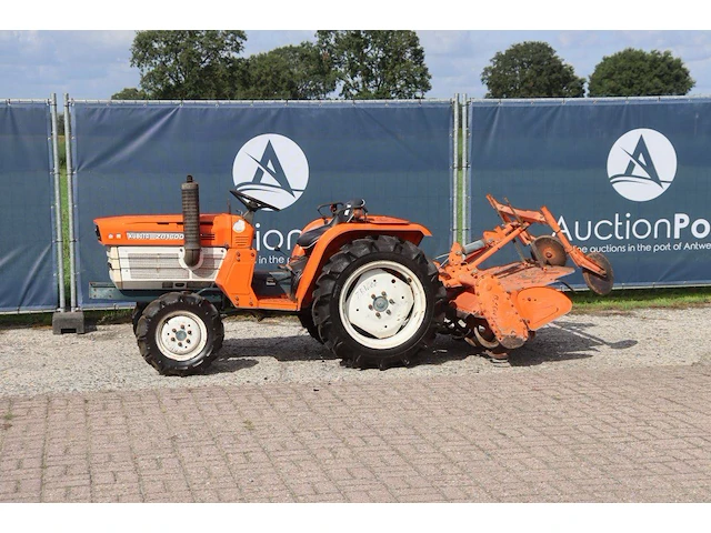 Minitractor kubota zb1600 diesel 16pk met grondfrees - afbeelding 1 van  1