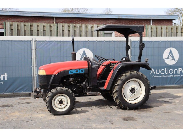 Minitractor tomtrack 608 diesel 20pk 2006 - afbeelding 1 van  1