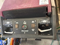Minuteman mc260026ce schrobmachine - afbeelding 3 van  4