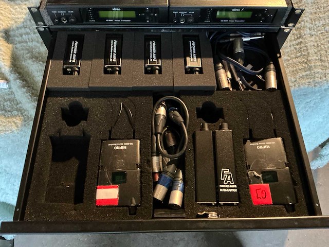 Mipro mi 808t in ear microfoonsysteem (2x) - afbeelding 2 van  9