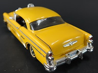Mira 1/18 yellow cab buick century taxi uit 1955. - afbeelding 3 van  7
