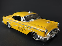 Mira 1/18 yellow cab buick century taxi uit 1955. - afbeelding 4 van  7