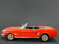 Mira solido1964 1/2 ford mustang convertible - afbeelding 2 van  7