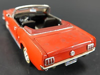 Mira solido1964 1/2 ford mustang convertible - afbeelding 3 van  7