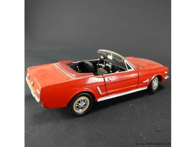 Mira solido1964 1/2 ford mustang convertible - afbeelding 4 van  7