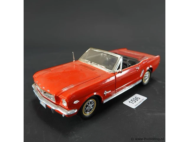 Mira solido1964 1/2 ford mustang convertible - afbeelding 1 van  10