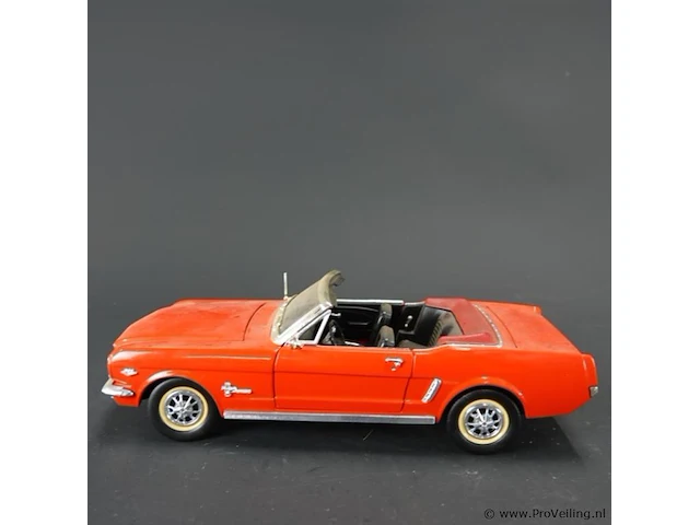 Mira solido1964 1/2 ford mustang convertible - afbeelding 3 van  10
