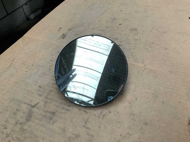 Mirror - afbeelding 1 van  3