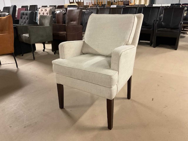 Mirtja eetkamerstoel - afbeelding 1 van  9