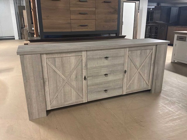 Missi dressoir - afbeelding 17 van  18