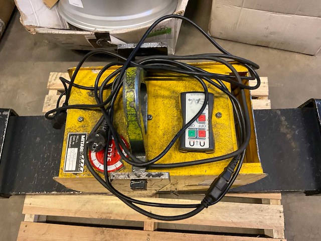 Mitari bm3600 accu hijsmagneet - afbeelding 3 van  5