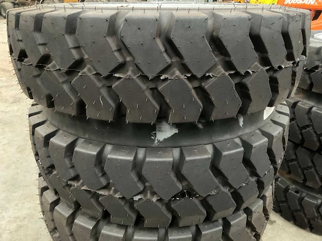 Mitas fl-08 dubbellucht met velg voor wacker neuson ew65 mobiele midigraafmachine (4x) - afbeelding 5 van  6