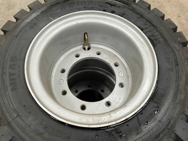 Mitas fl-08 dubbellucht met velg voor wacker neuson ew65 mobiele midigraafmachine (4x) - afbeelding 6 van  6