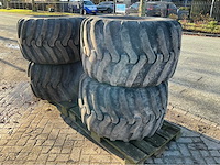 Mitas traction tr-12 excavator band en velg (4x) - afbeelding 2 van  9