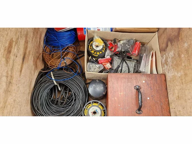 Mitchell - 31 - motor yacht - 1979 - afbeelding 2 van  18