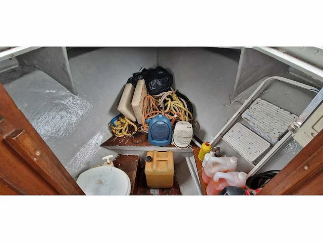 Mitchell - 31 - motor yacht - 1979 - afbeelding 18 van  18