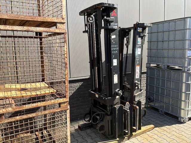 Mitshubishi heftruckmast - afbeelding 1 van  4