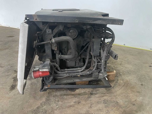 Mitsubishi - 2011 - tu100sae-cn - koelunit - afbeelding 14 van  14