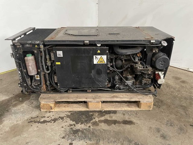 Mitsubishi - 2011 - tu100sae-fx - koelunit - afbeelding 1 van  14