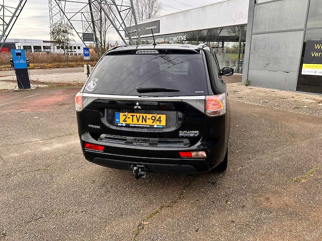 Mitsubishi - 2014 - outlander - 2.0 phev business ed - 2-tvn-94 - afbeelding 10 van  16
