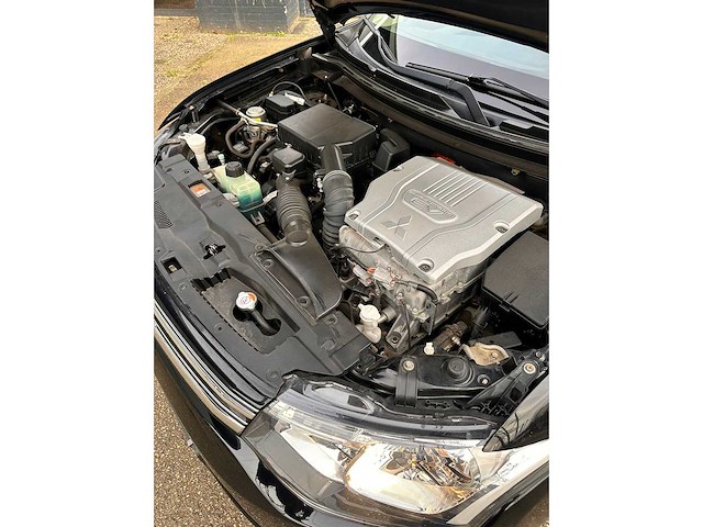 Mitsubishi - 2014 - outlander - 2.0 phev business ed - 2-tvn-94 - afbeelding 14 van  16