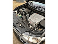 Mitsubishi - 2014 - outlander - 2.0 phev business ed - 2-tvn-94 - afbeelding 14 van  16