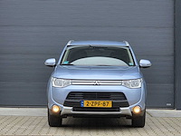 Mitsubishi - 2015 - outlander - 2.0 phev be x-line - 2-zpf-87 - afbeelding 12 van  25