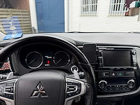 Mitsubishi - 2015 - outlander - 2.0 phev exec. ed. - personenauto - afbeelding 1 van  4
