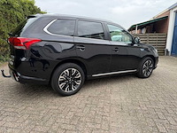 Mitsubishi - 2015 - outlander - 2.0 phev exec. ed. - personenauto - afbeelding 3 van  4