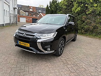 Mitsubishi - 2015 - outlander - 2.0 phev executive edition - - afbeelding 1 van  14